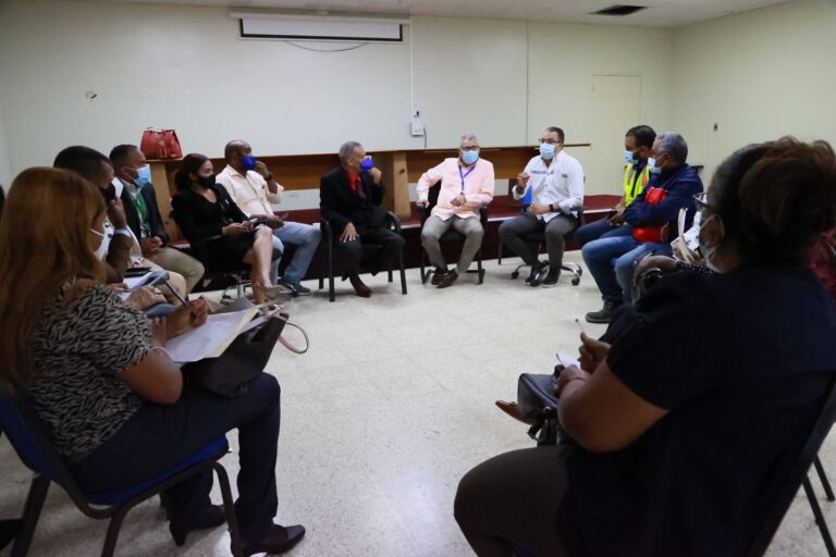 Comisión del SNS interviene hospital Antonio Musa – Servicio Nacional