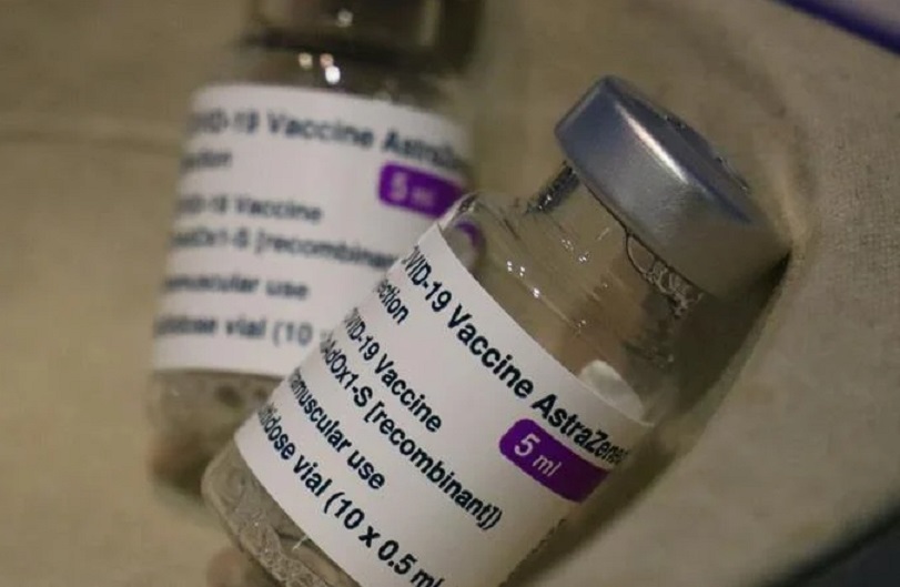 AstraZeneca dice su vacuna es "altamente eficaz" ante variantes beta y delta