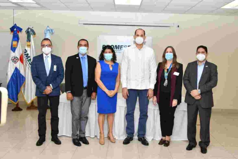 Firman convenio para acceso a productos de salud sexual y reproductiva