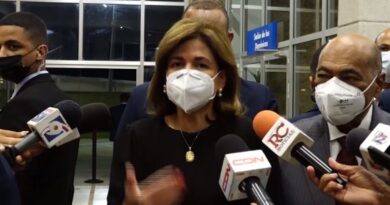 Vicepresidenta Raquel Peña aclara cuarta dosis contra el Covid no es obligatoria