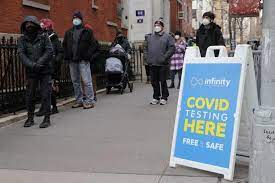 Récord de casos de COVID-19 en Estados Unidos: más de dos millones de contagios en una semana