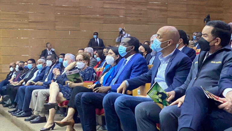 Directora de DIDA participó en conferencia magistral “La Ética como Soporte Moral de la Función Pública" dictada por la directora general de Ética e Integridad Gubernamental
