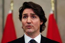 Trudeau invocó por primera vez la Ley de Emergencia para frenar las protestas de los antivacunas en Canadá