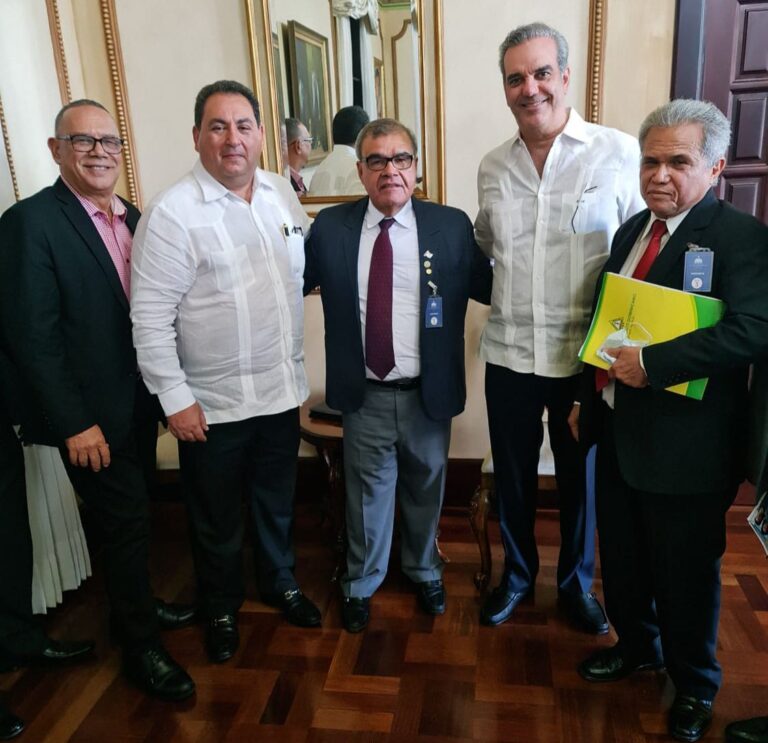 Se abre grieta CMD y sociedades médicas