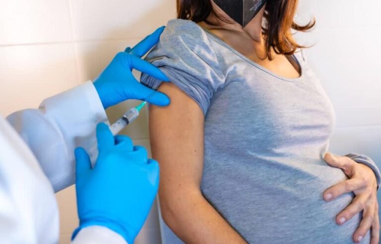 53 embarazadas fallecieron por Covid en hospitales de Santo Domingo