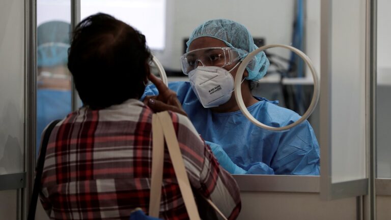 Casi duplican casos diarios covid en RD; Salud reporta 500 nuevos