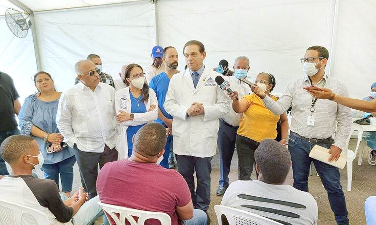 Ministro de Salud pide a población no descuidarse del covid-19