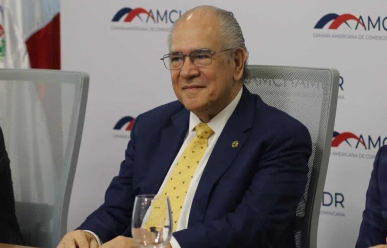 Sisalril dice propuesta de pago de un salario mínimo por internamientos "sigue caminando"