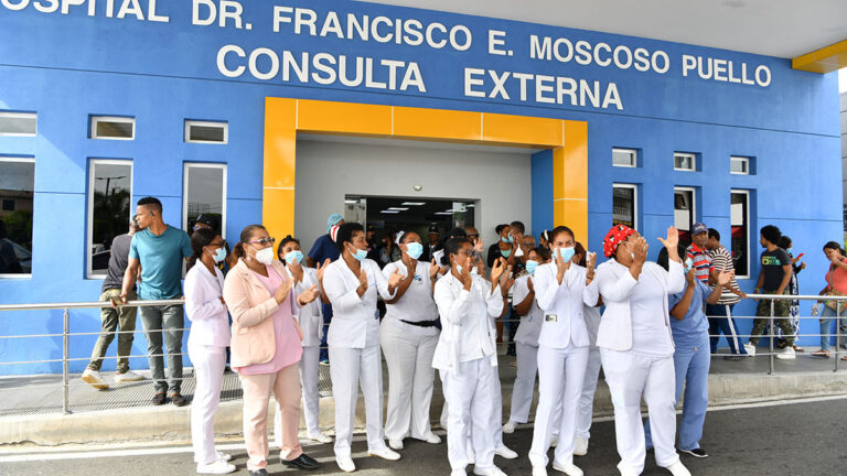Las enfermeras piden mejoras al Moscoso Puello