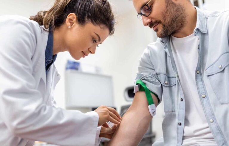 Unas 78 mil personas viven con VIH en República Dominicana