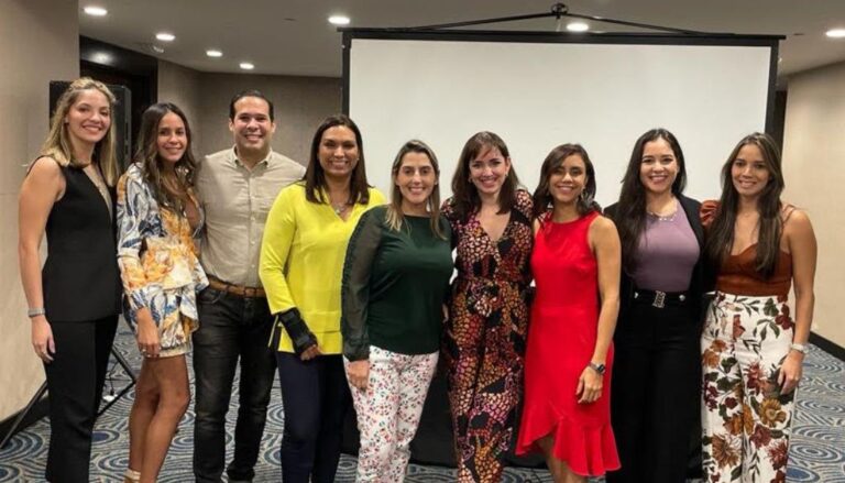 Advierten riesgo representa intrusismo profesional en medicina estética