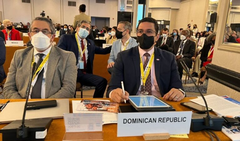 País aboga por una visión de salud más cercana a la gente