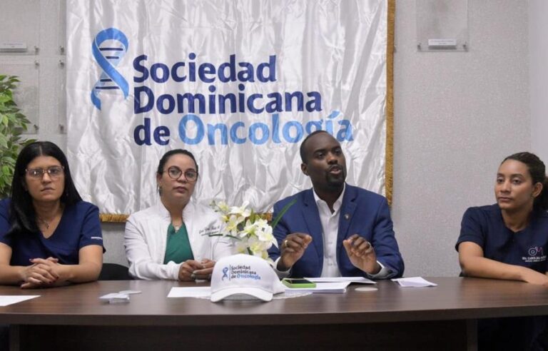 Oncólogos advierten sobre plan de entrega de medicamentos de alto costo a ARS