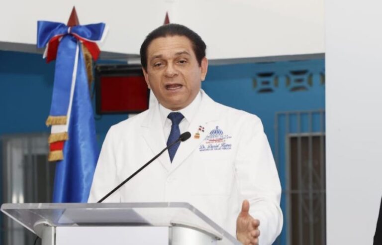 Ministro de salud revela estado de paciente con cólera