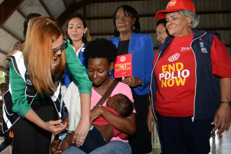 Salud Pública lleva a La Victoria jornada de vacunación contra el polio