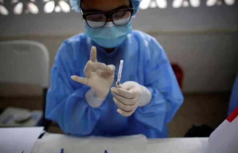 Más de 20 mil personas se han vacunado en el país contra la influenza