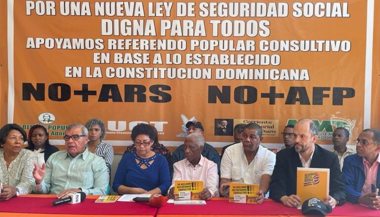 Marcha contra ARS y AFP recibe respaldo de organizaciones sindicales