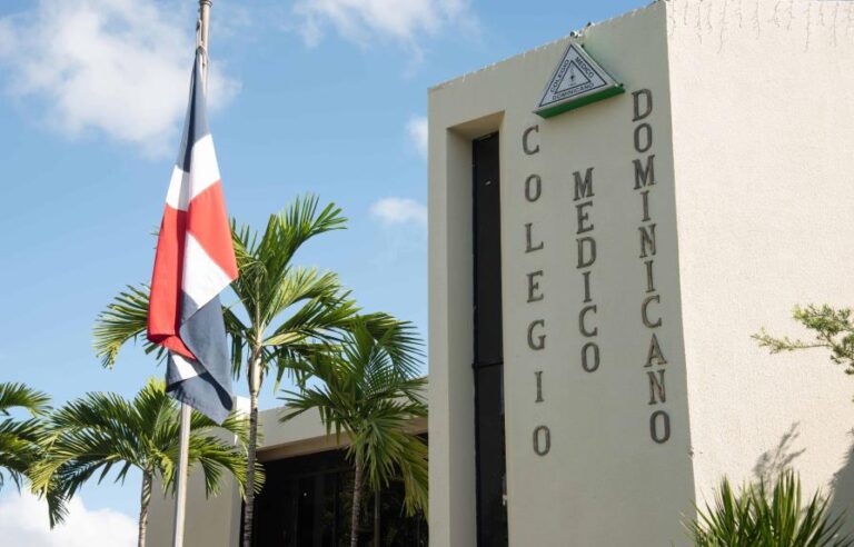 ¿En qué consiste la propuesta sobre seguridad social de los médicos ante el CNSS?
