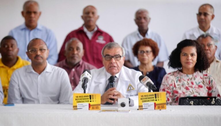 Afinan detalles para marcha contra ARS y AFP