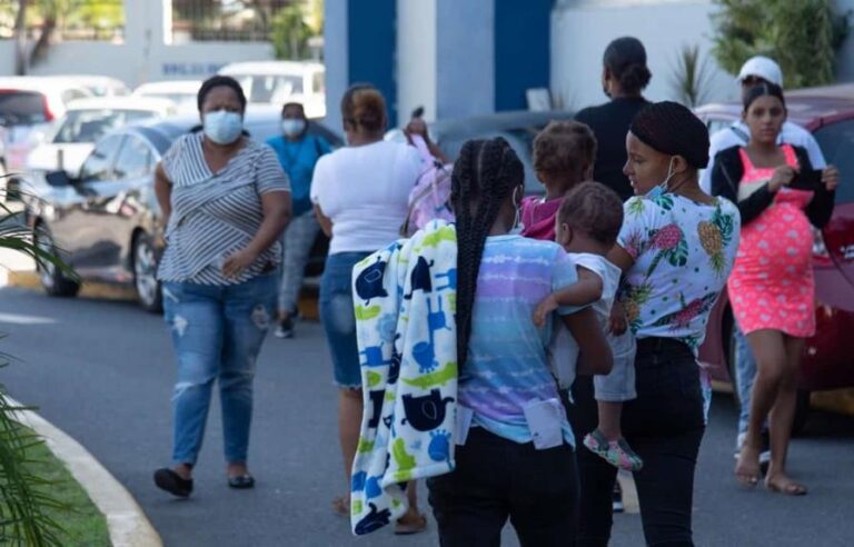 El 50 % de los partos en la maternidad de Los Mina son de pacientes de origen haitiano