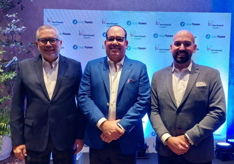 Hospital norteamericano y Grupo Yunen firman alianza para programas educativos nacionales