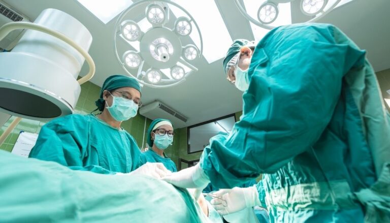 Hospital Ney Arias Lora realiza operativo quirúrgico