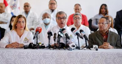 Médicos suspendieron consultas a pacientes ARS Primera Humano