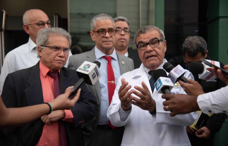 Esta semana se celebra la séptima reunión entre el Colegio Médico y CNSS