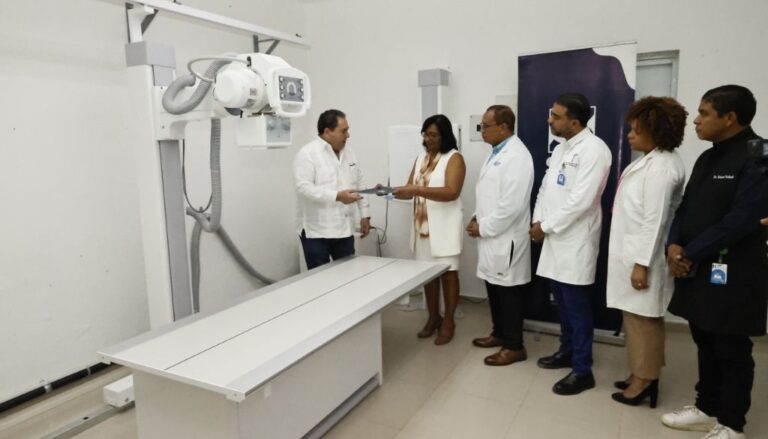 SNS entrega más de 40 millones en equipos de hospitales