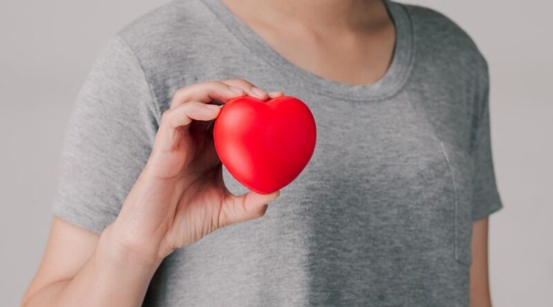 Vístete de rojo por la salud cardiovascular de la mujer 