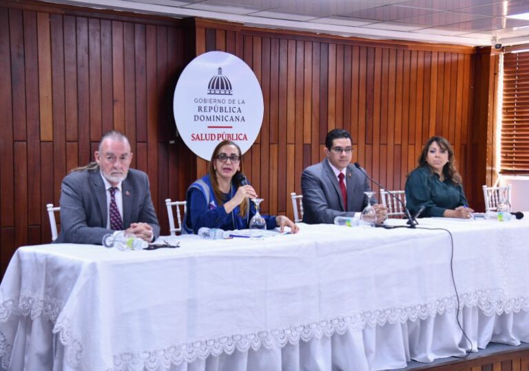 Unas 21,087 personas, entre estas 5,700 privados de libertad han sido vacunadas contra cólera