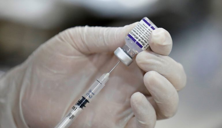 China aprueba su primera vacuna anticovid de ARN mensajero