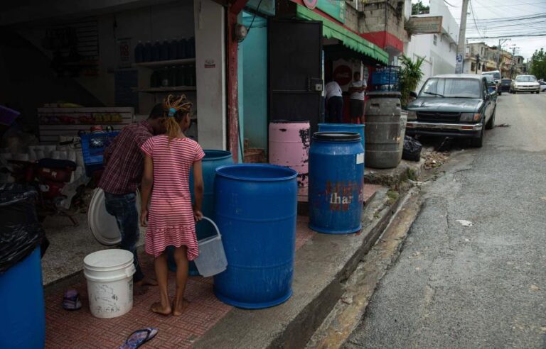 Madres despreocupadas ante la alerta por chikungunya emitida por Salud Pública