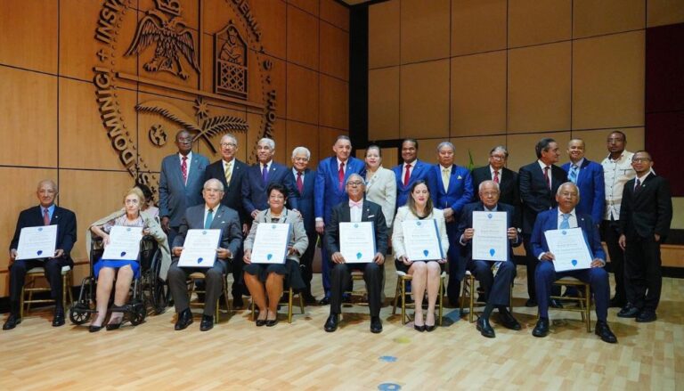 UASD reconoce destacados médicos como “Profesores Meritísimos”
