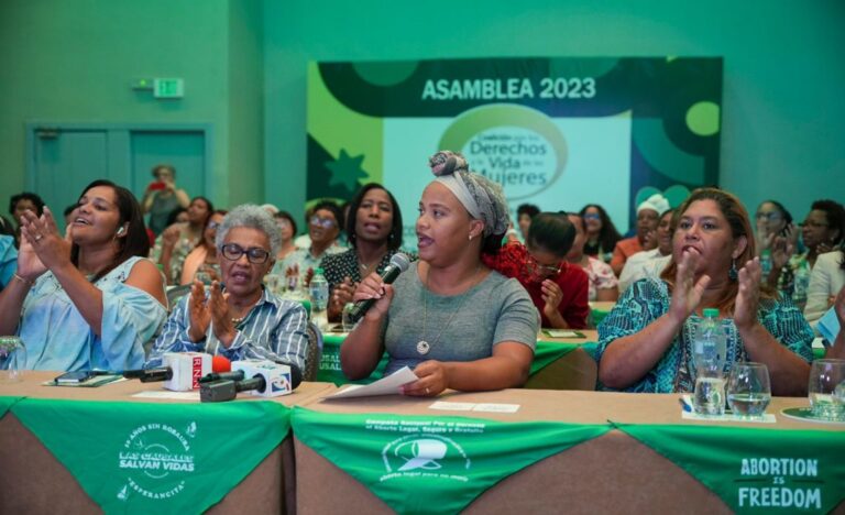 Feministas reafirman lucha por despenalización del aborto; advierten pasarán factura a clase política