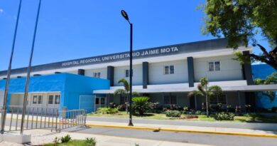 Área de Emergencia en hospital Barahona muy demandada en Viernes Santo