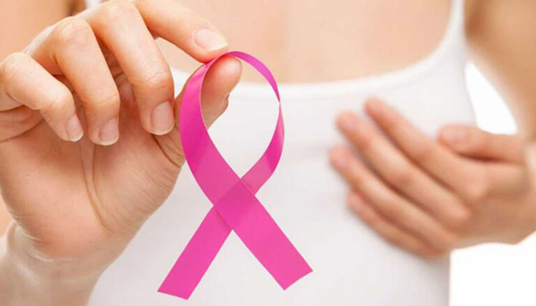 Advierten 30% pacientes con cáncer de mama llegan en etapas muy avanzadas