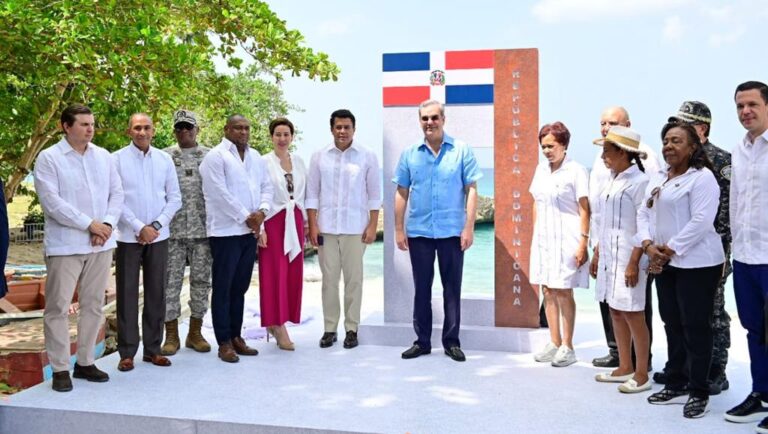 Médicos de nuevo amenazan con huelgas contra las ARS