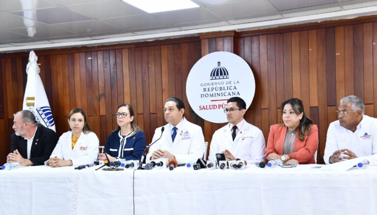 Gobierno garantiza permanencia y apoyo a Programa de Medicamentos de Alto Costo