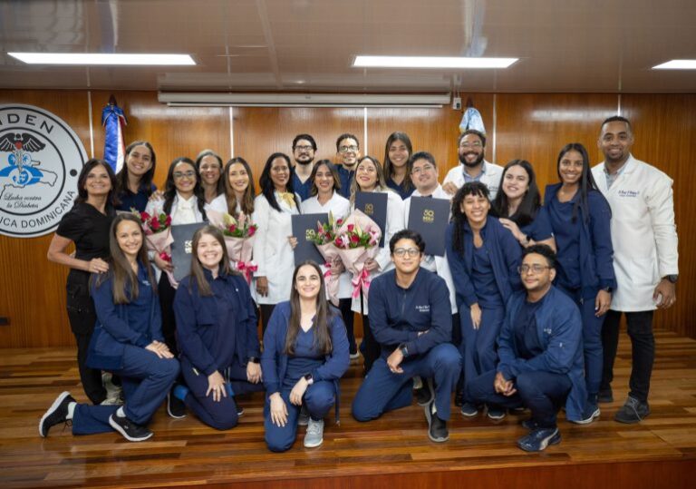 INDEN entrega nuevos especialistas a la sociedad dominicana