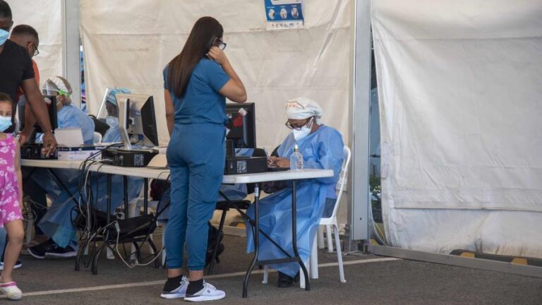 Salud Pública: "El 80 % de pruebas es por virus respiratorios que no son Covid"