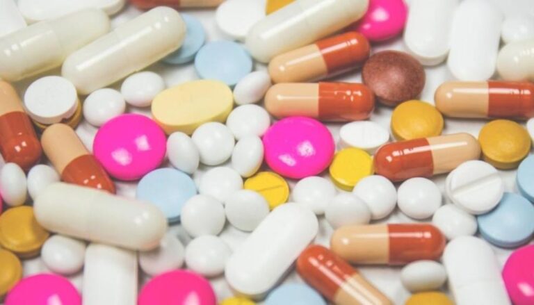 Aprueban primer medicamento oral para depresión posparto