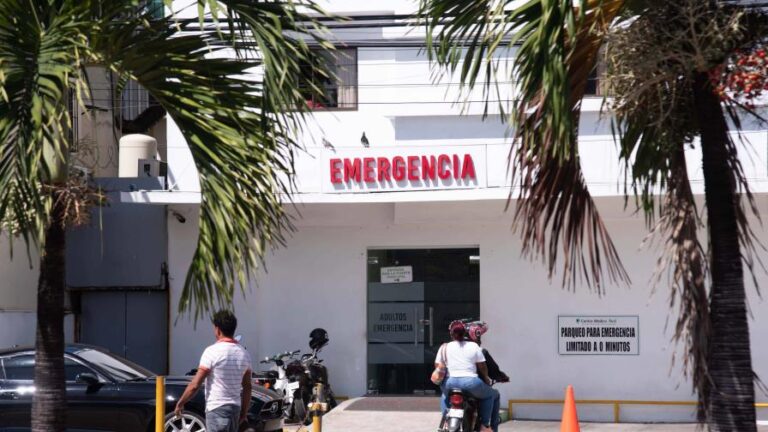 Llamados a paro del CMD afectan los bolsillos de los pacientes y benefician a las ARS