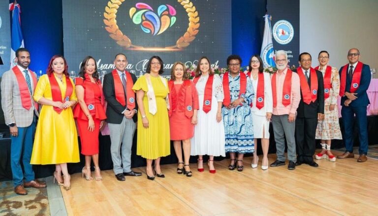 Doctora Rosa Noemí Cueto asume como presidenta de SODOCARDIO