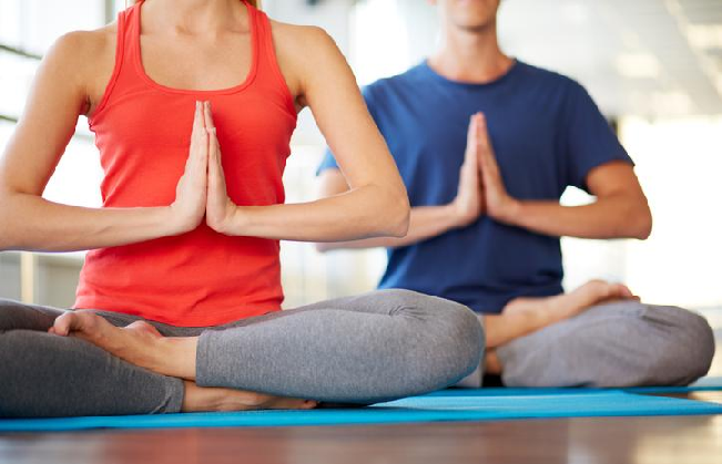Aeróbicos y yoga ayudan mejorar función pulmonar adultos con asma