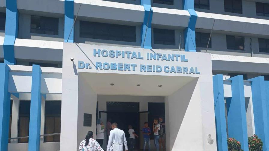 70 niños ingresados por posible dengue en el Hospital Robert Reid Cabral