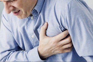 ¿Cómo reconocer síntomas de ataques cardíacos?