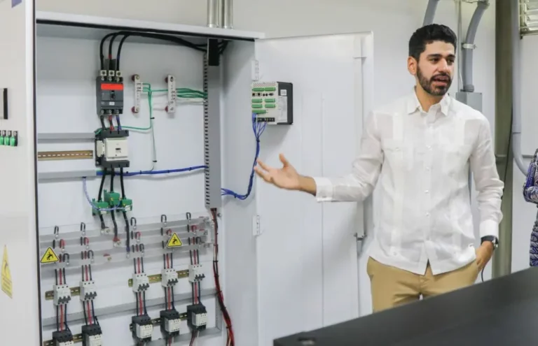 Pucmm inaugura moderno laboratorio
