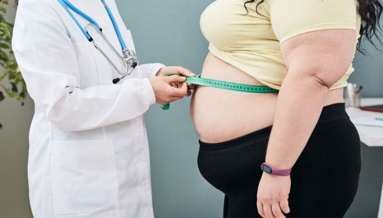 Especialista destaca rol de la familia en manejo obesidad