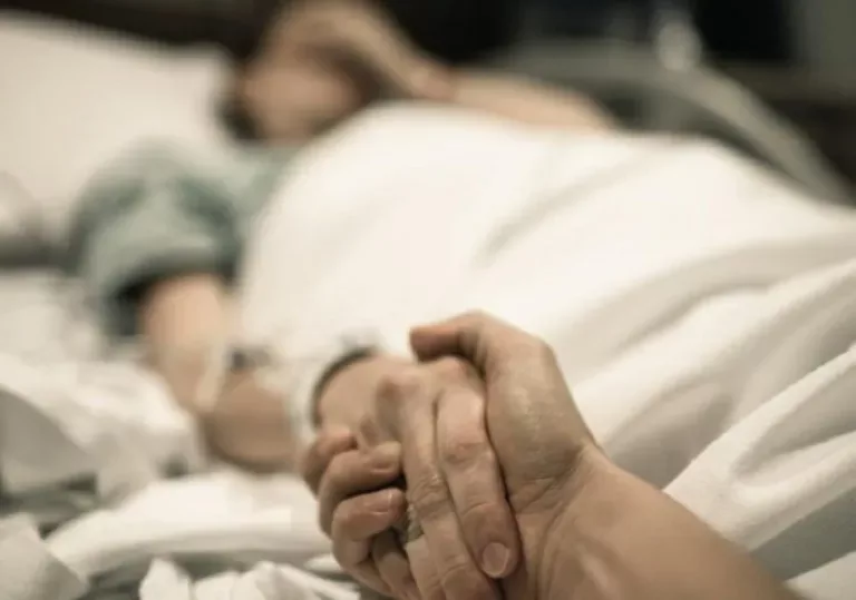 Cuba abre el camino a la eutanasia con aprobación de nueva ley de salud